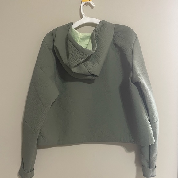 NWT Nike Tech Pack Cropped Hoodie - Picture 6 of 6